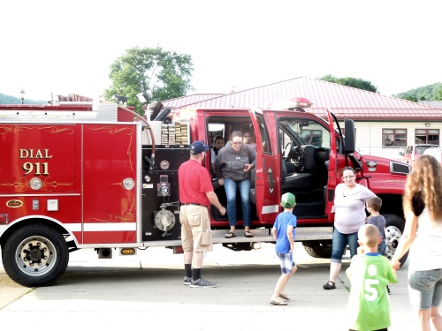 Free Fire Truck Rides for Youngsters
